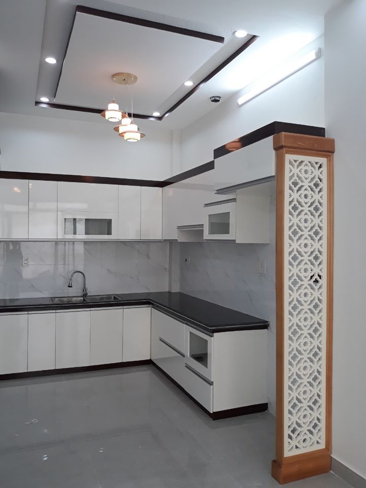 Hình ảnh Bán nhà Thiên lôi chợ Đôn, hg Đông Nam. Nằm ngay sau 1 căn mặt đường,cách đường 30m, 4 tầng, xây mới